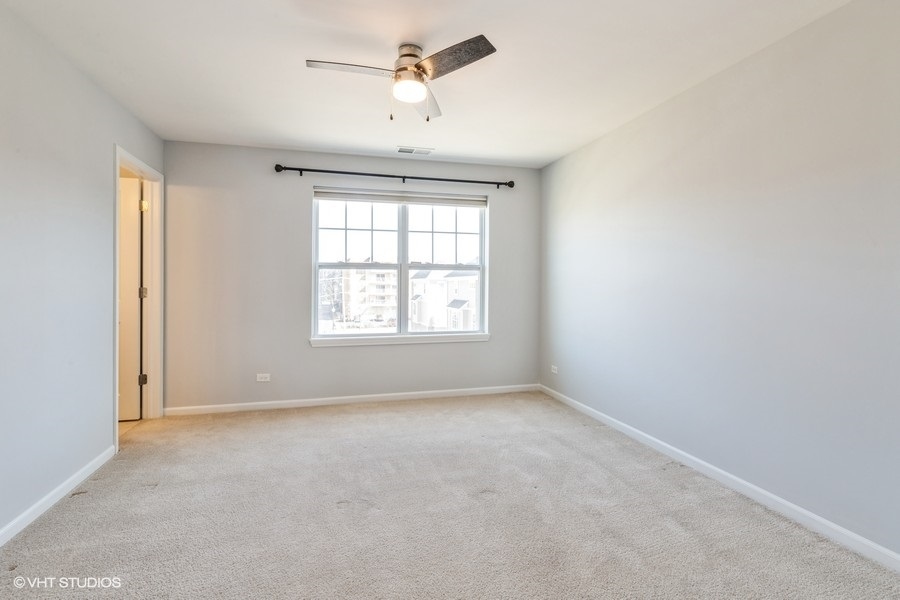 801 Lee Street, Des Plaines, IL 60016