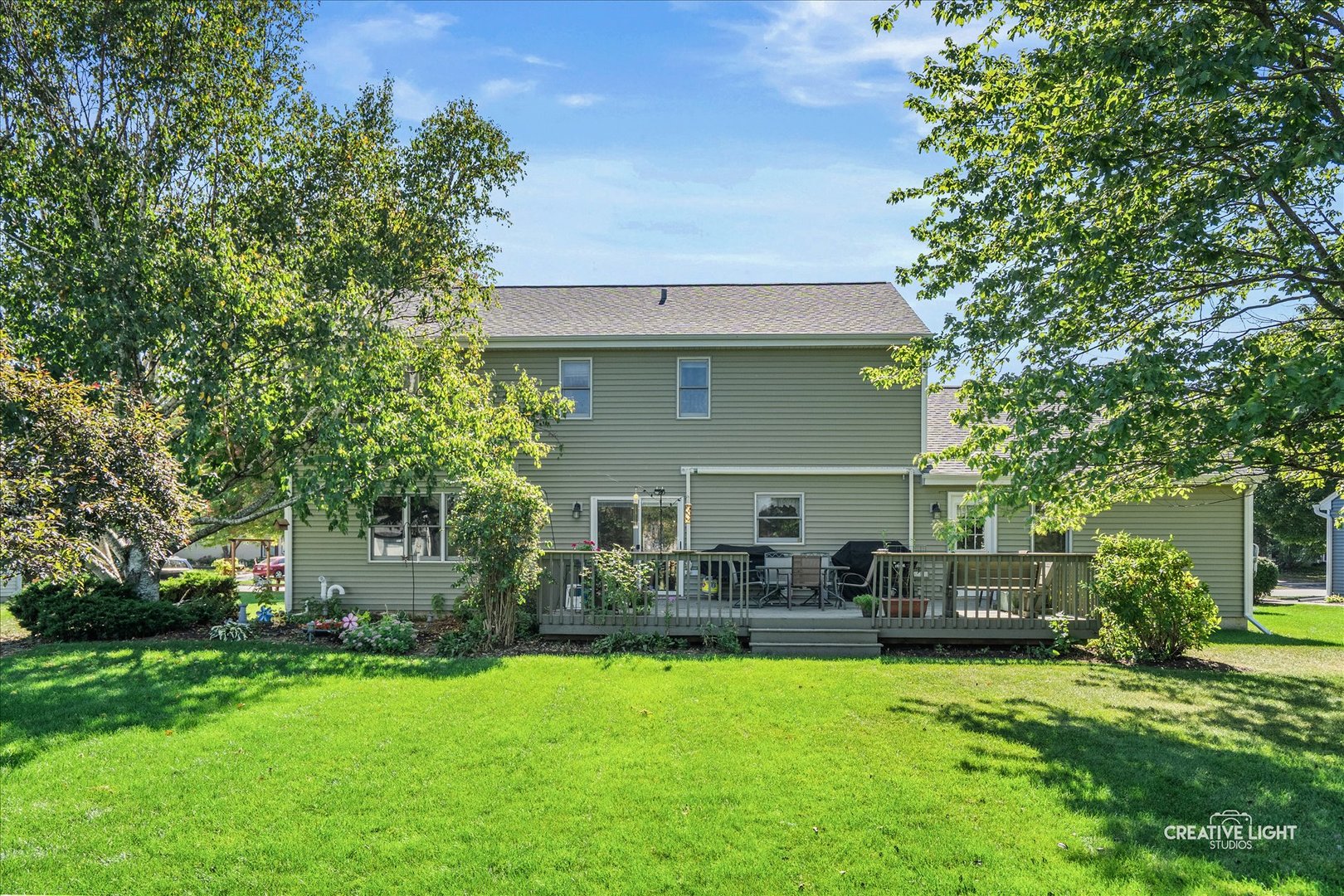 135 Chesterfield Drive, Oswego, IL 60543