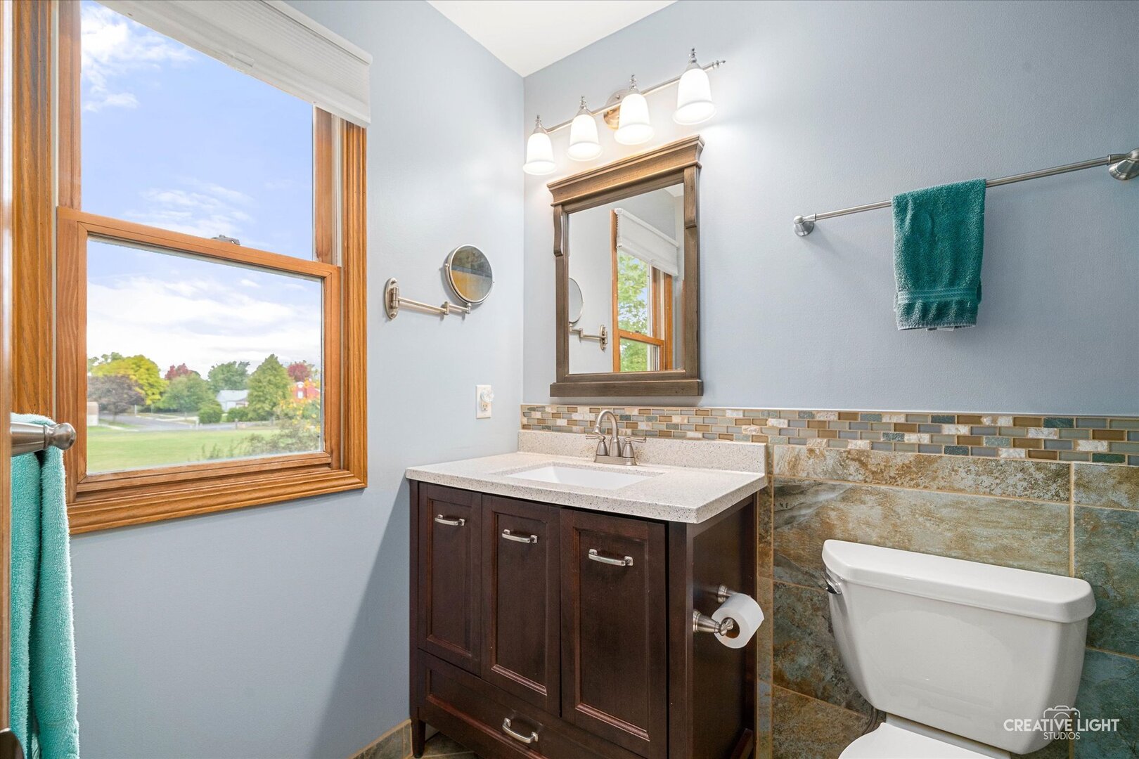 135 Chesterfield Drive, Oswego, IL 60543