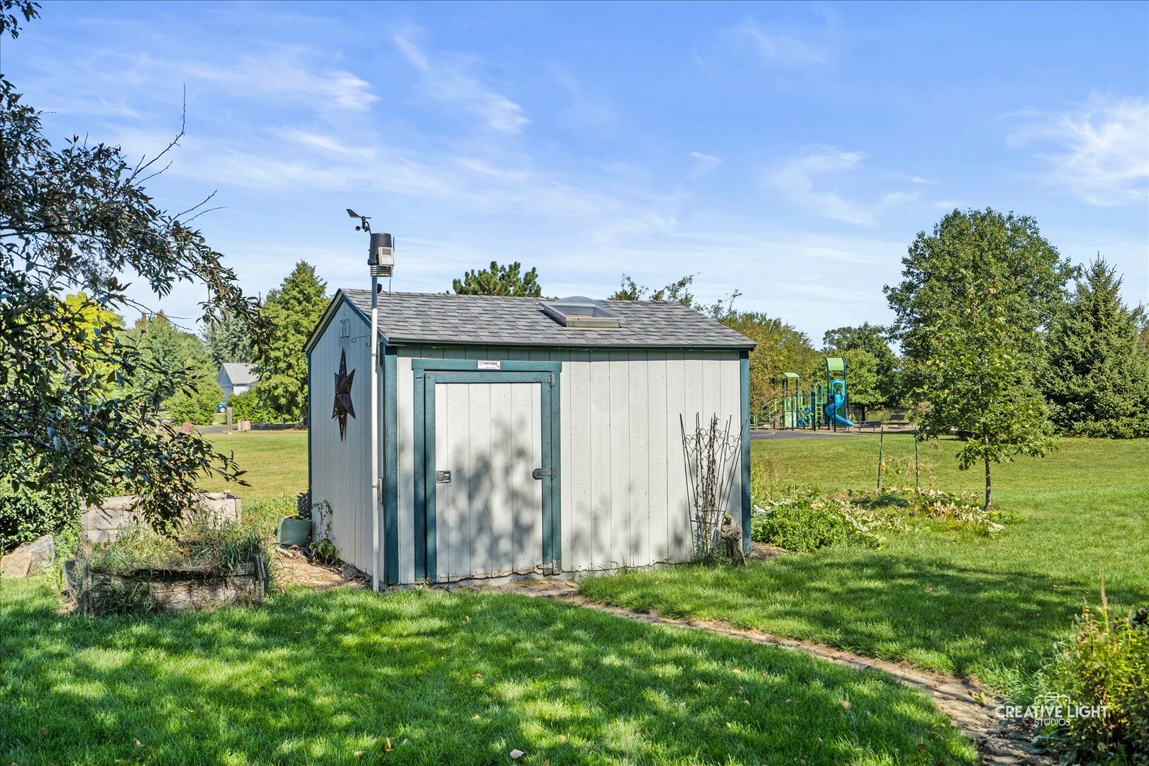 135 Chesterfield Drive, Oswego, IL 60543