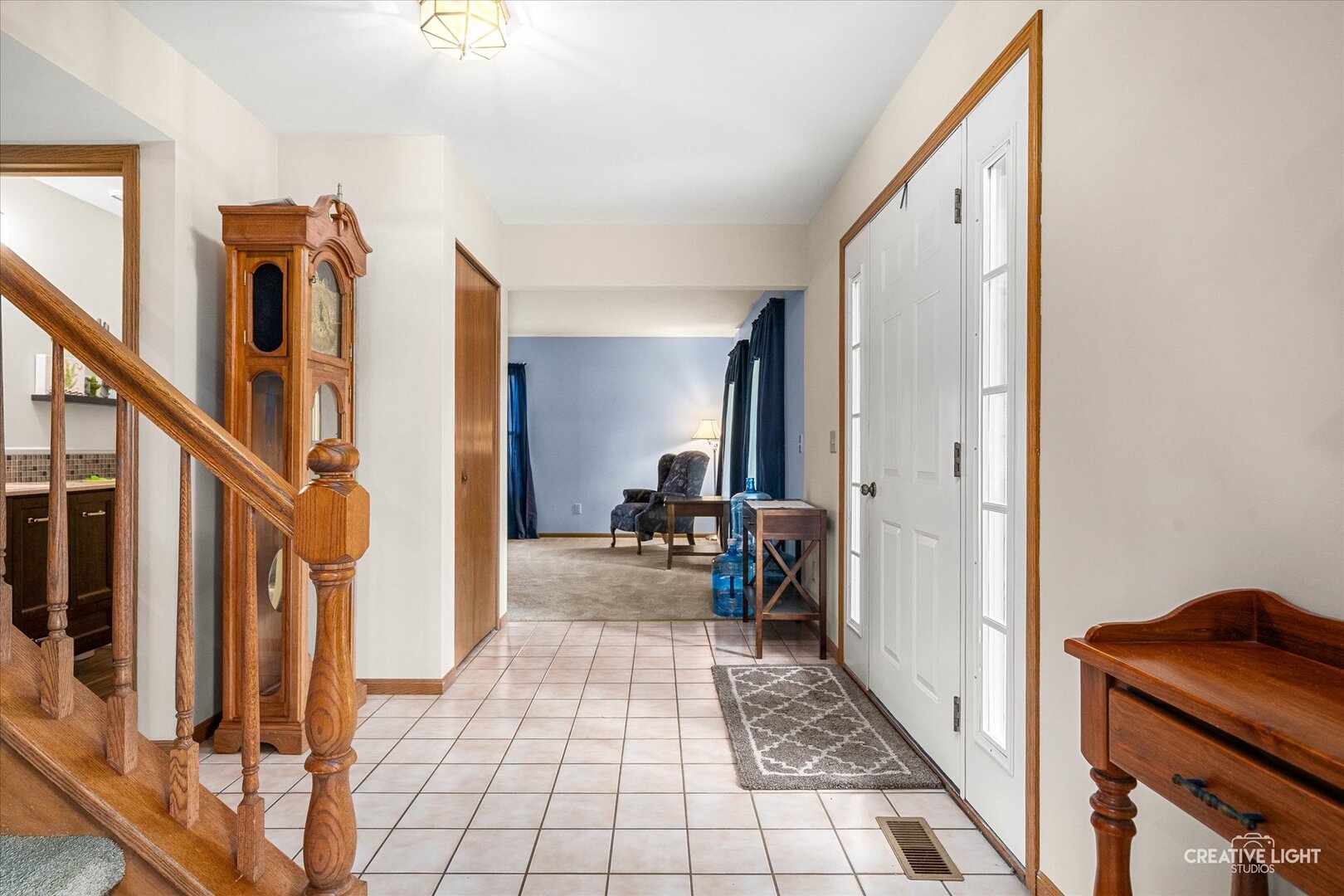 135 Chesterfield Drive, Oswego, IL 60543