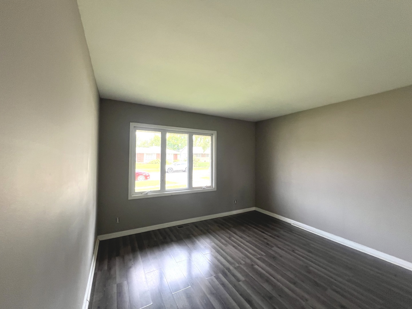 703 Wicker Avenue, Streamwood, IL 60107