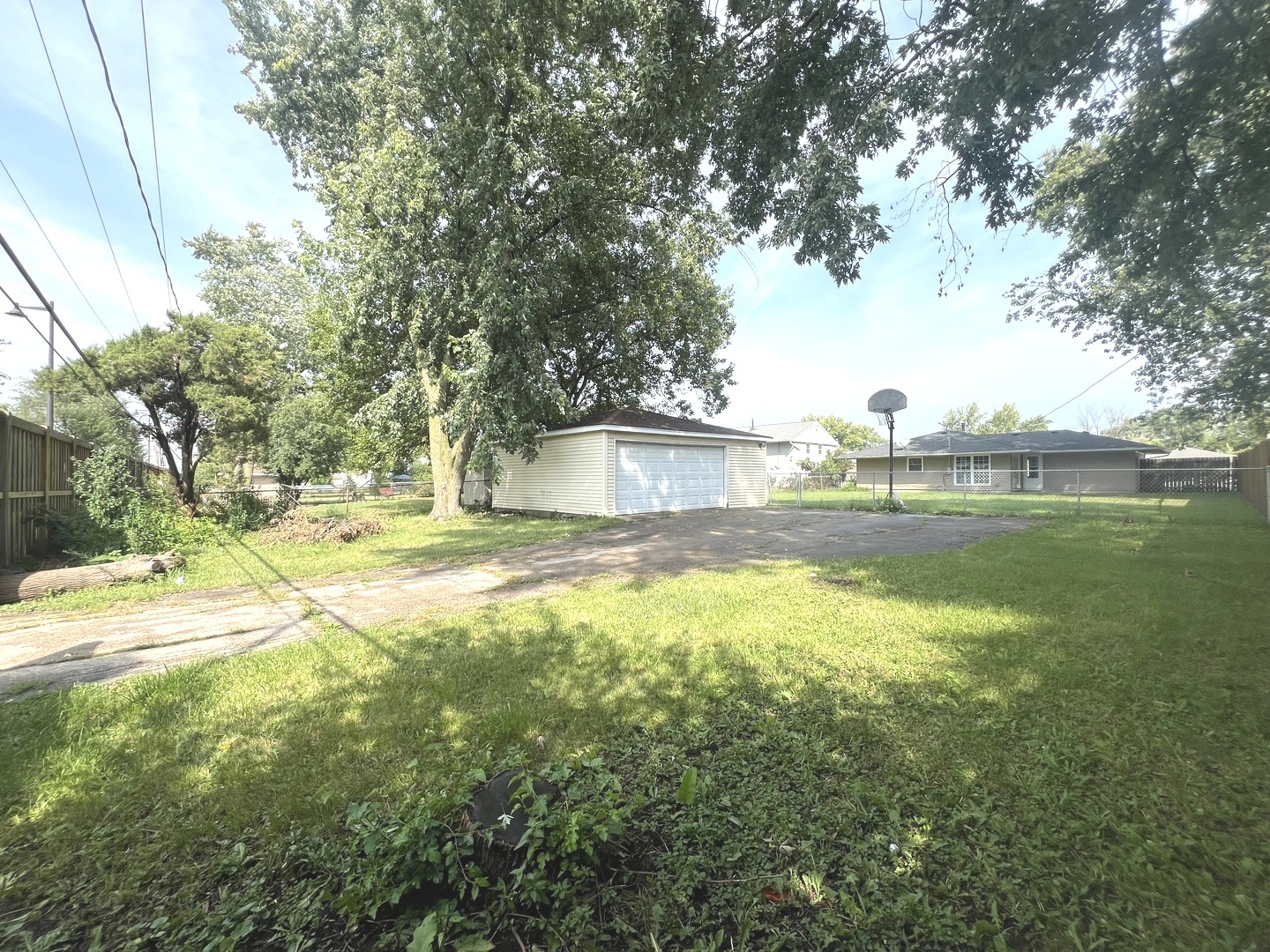 703 Wicker Avenue, Streamwood, IL 60107