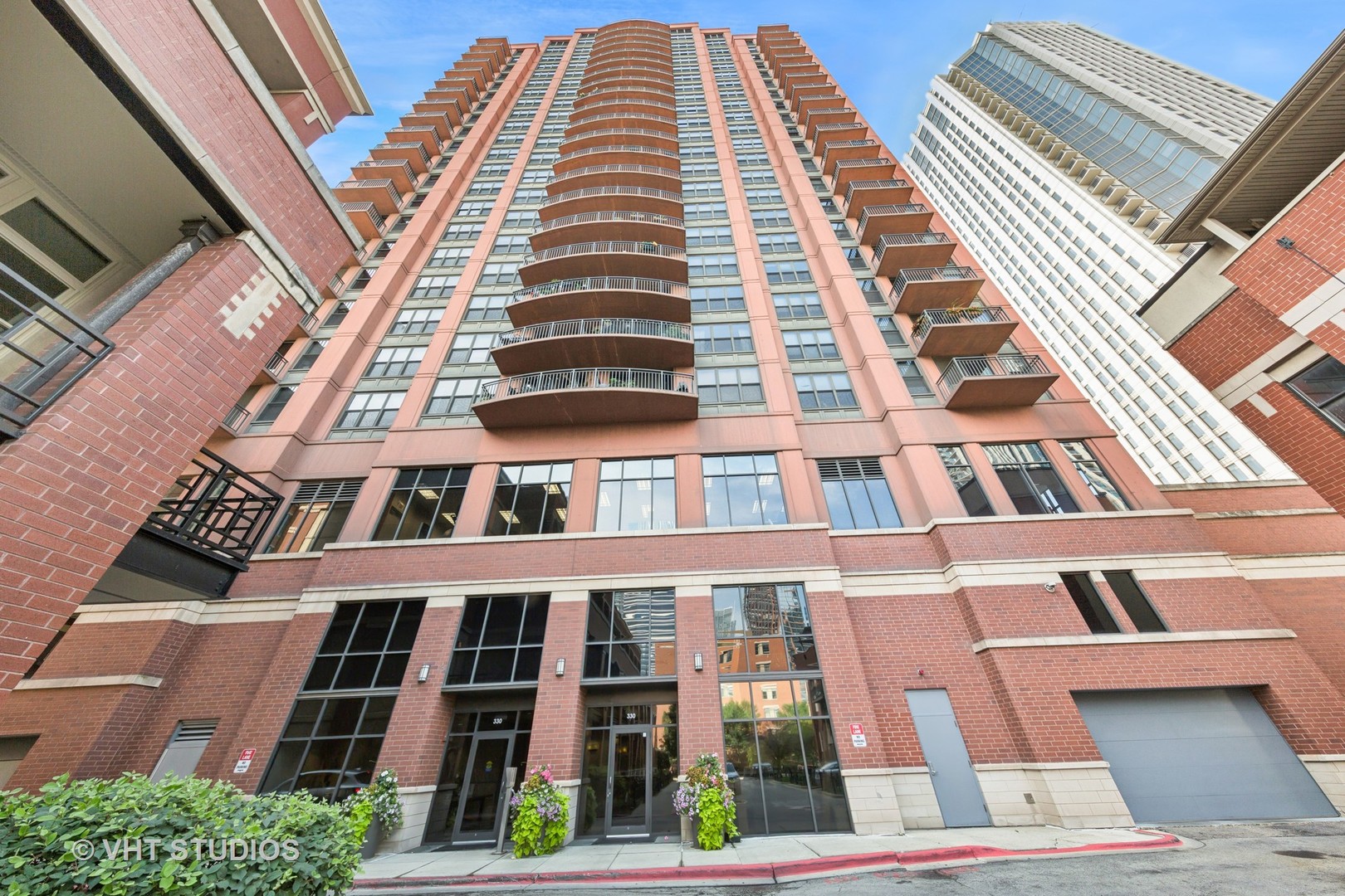 330 N Jefferson Street #602, Chicago, IL 60661