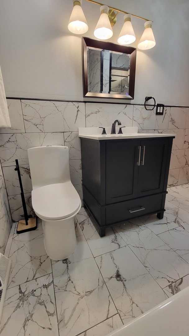 251 S Mayfair Place, Chicago Heights, IL 60411