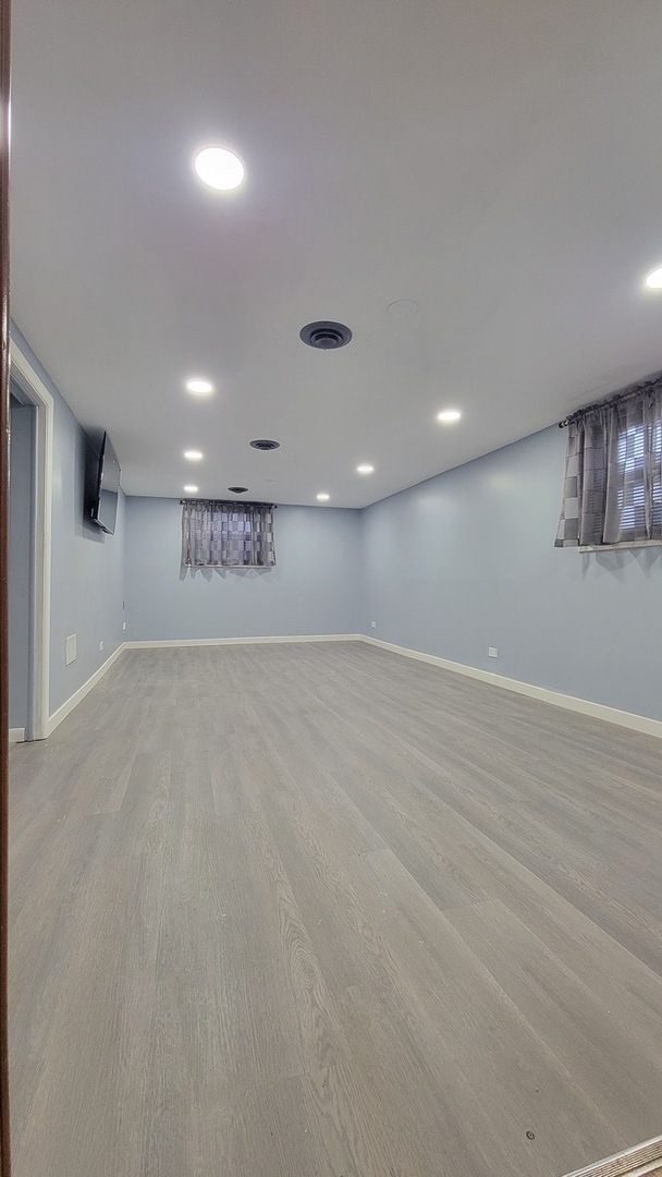 251 S Mayfair Place, Chicago Heights, IL 60411