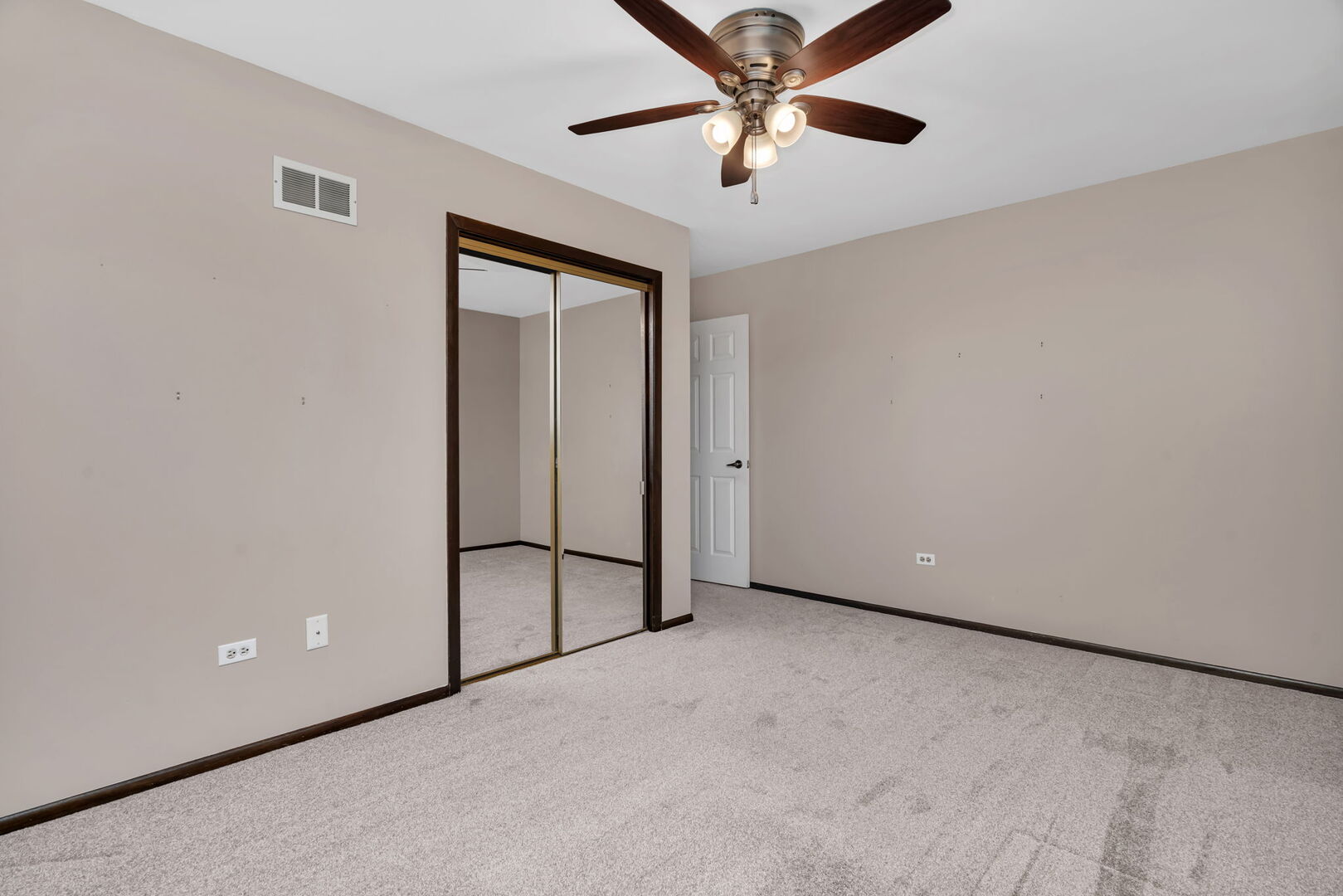 13626 Overland Trail, Orland Park, IL 60467