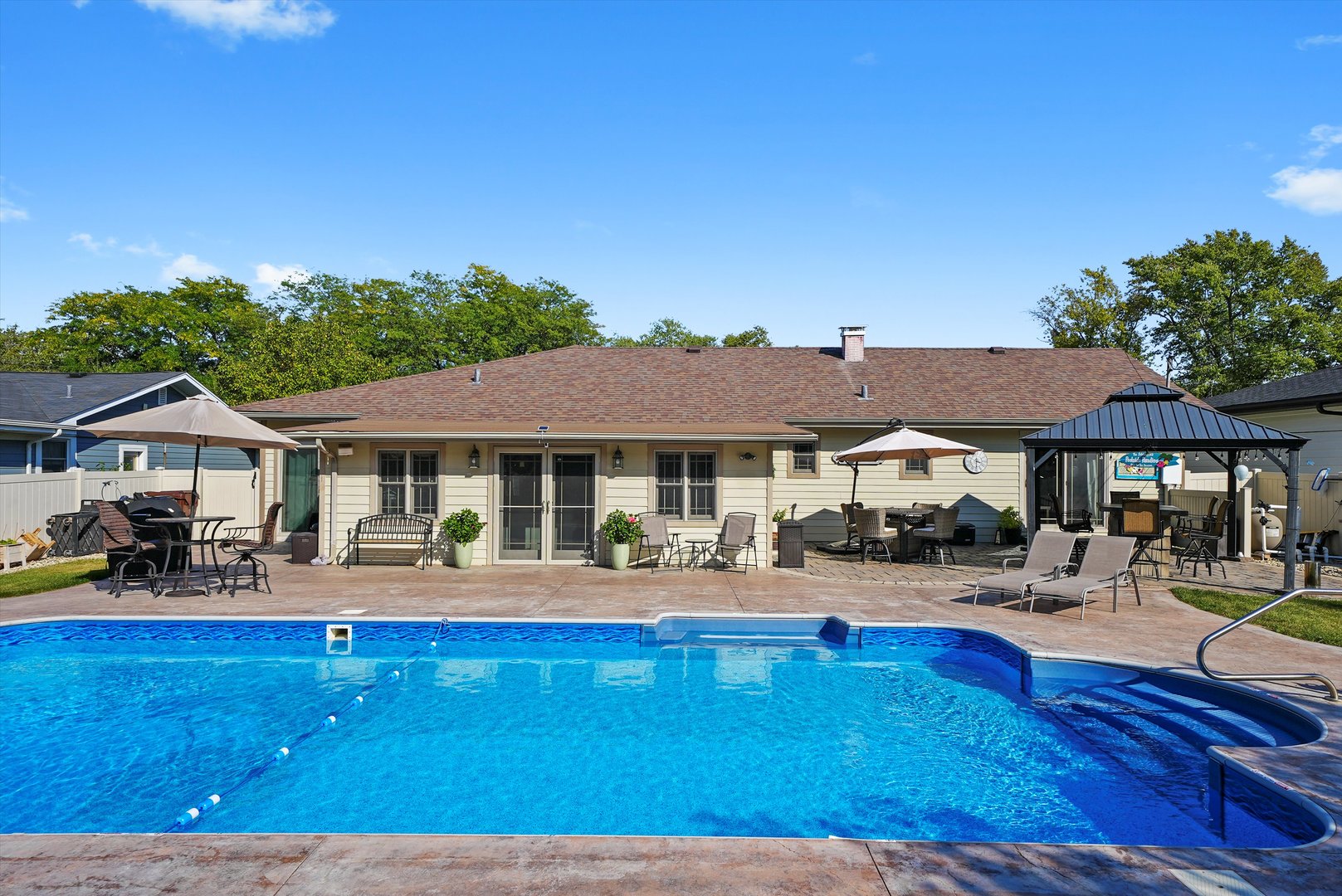 130 Evergreen Drive, Frankfort, IL 60423