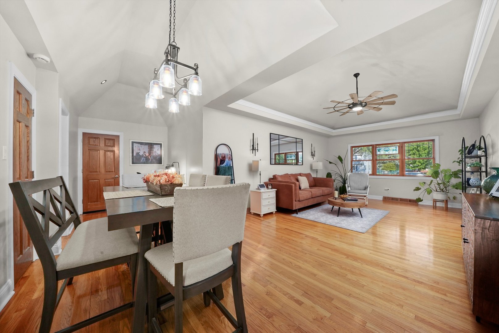 130 Evergreen Drive, Frankfort, IL 60423