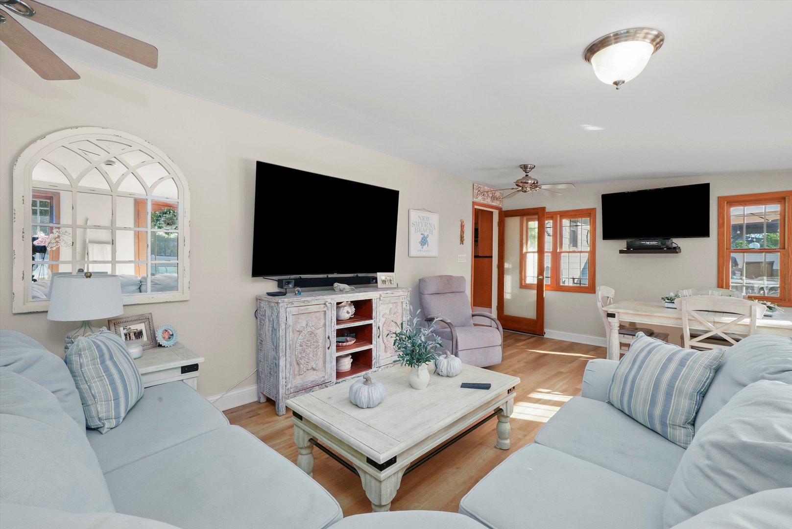 130 Evergreen Drive, Frankfort, IL 60423