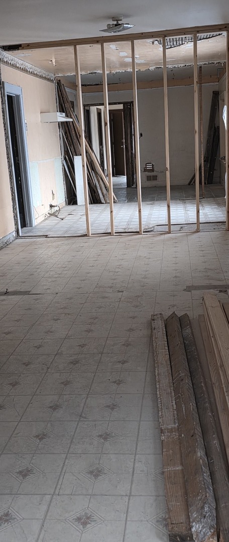 305 153rd Street, Calumet City, IL 60409