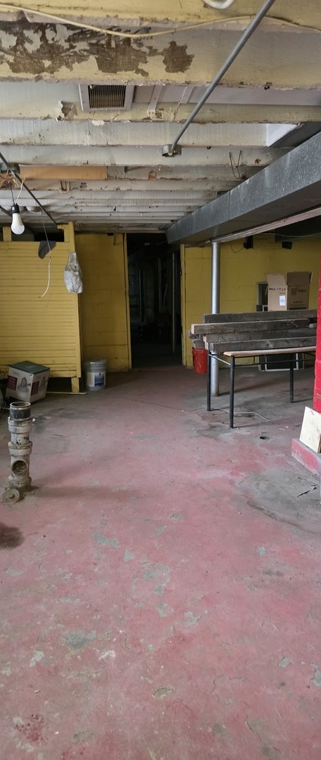 305 153rd Street, Calumet City, IL 60409