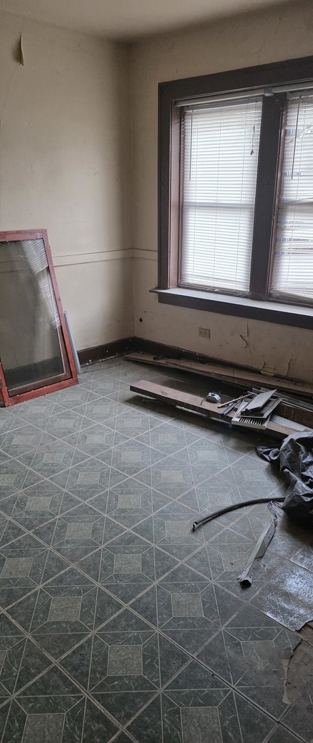 305 153rd Street, Calumet City, IL 60409