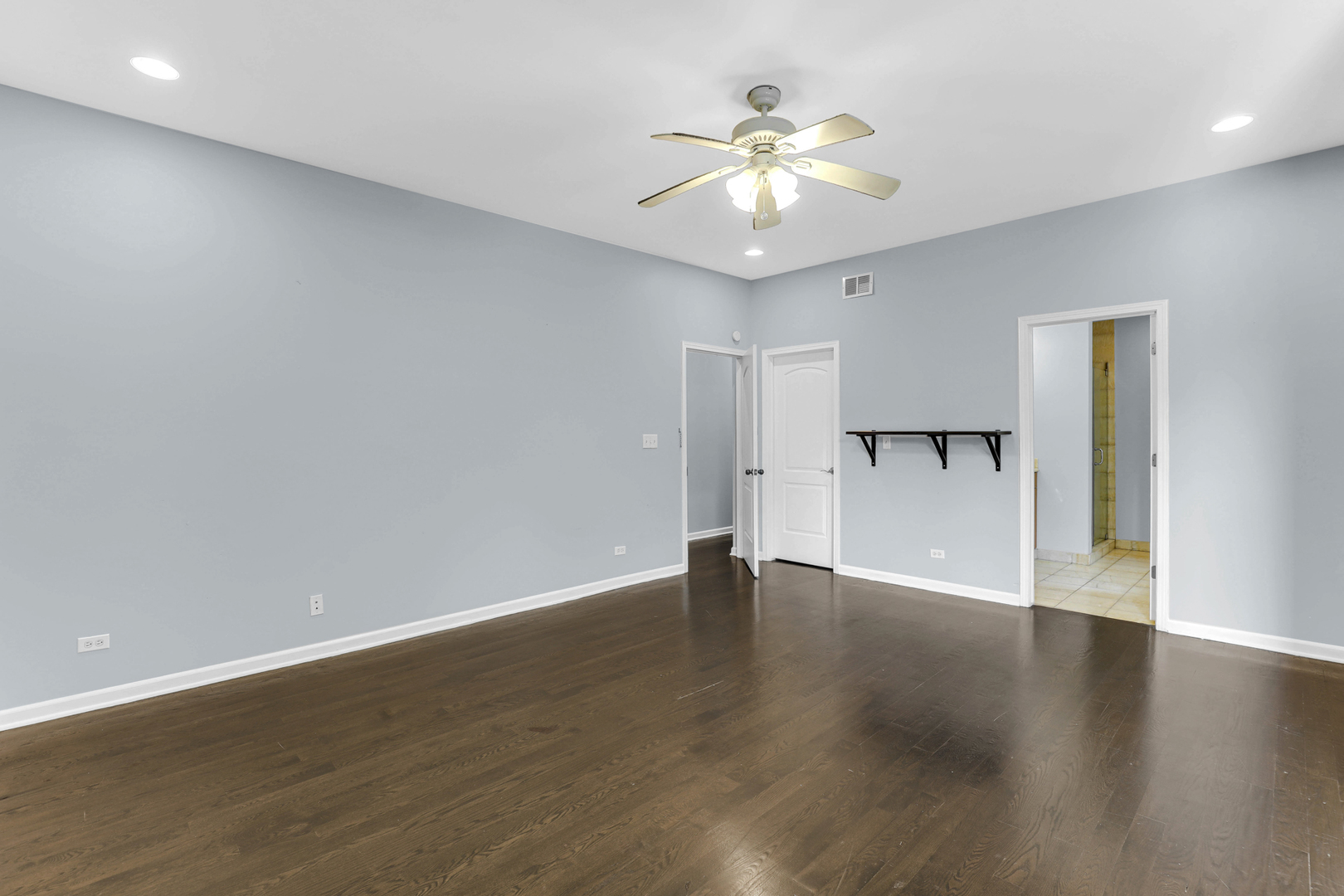 4956 S Champlain Avenue #1S, Chicago, IL 60615