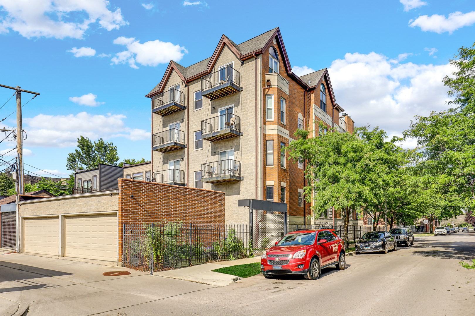 4956 S Champlain Avenue #1S, Chicago, IL 60615