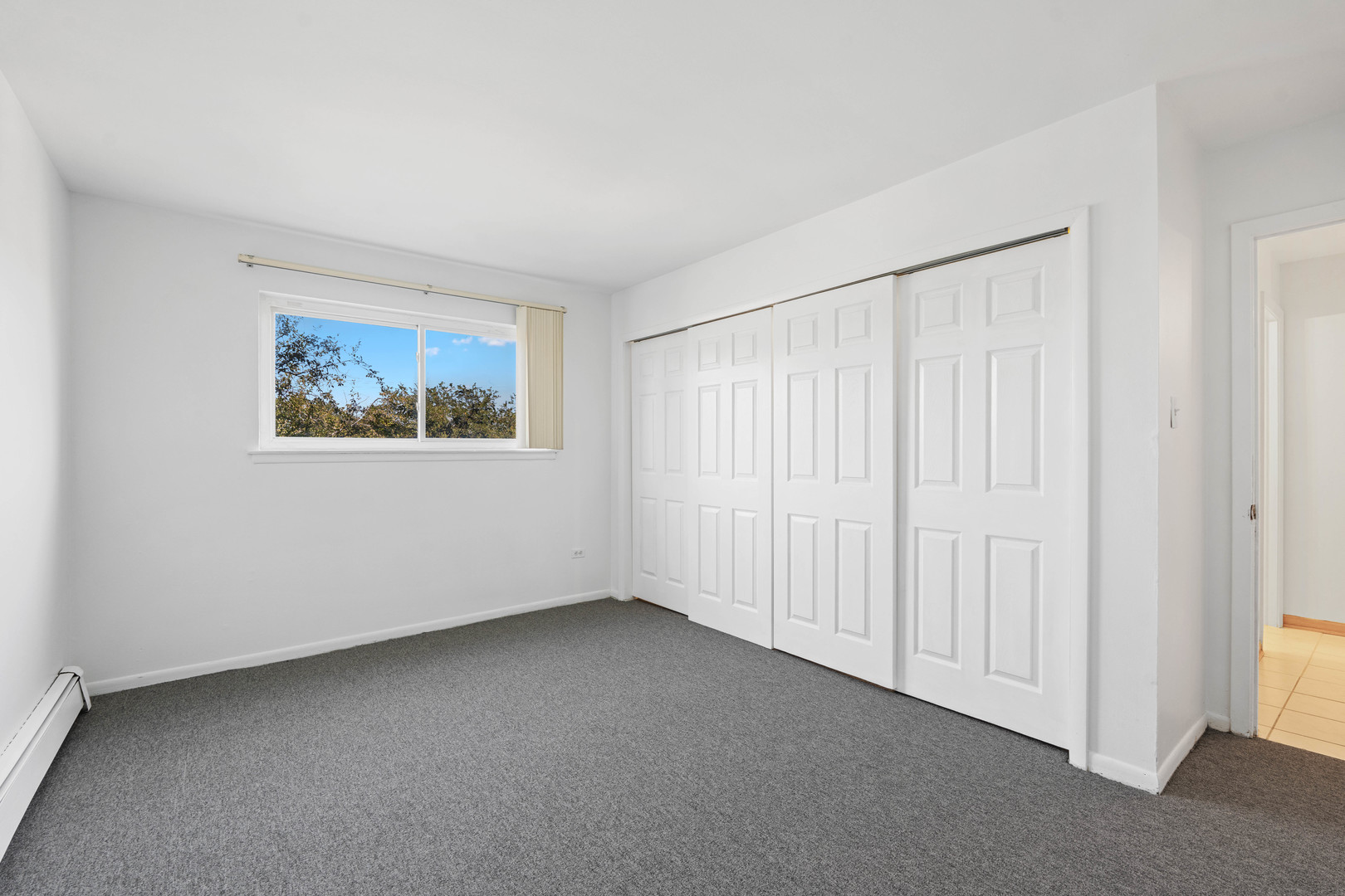 8970 N Parkside Avenue #301, Des Plaines, IL 60016