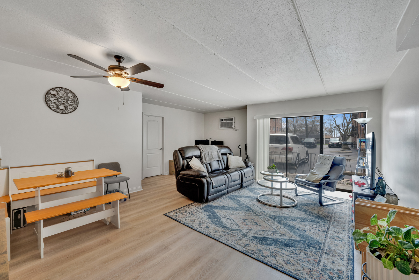 7117 W 93rd Street #102, Oak Lawn, IL 60453