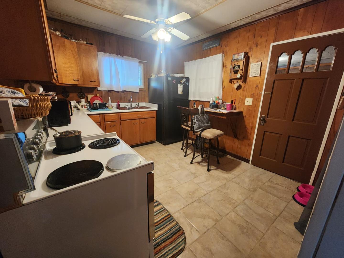 2011 E ELM Street, West Frankfort, IL 62896