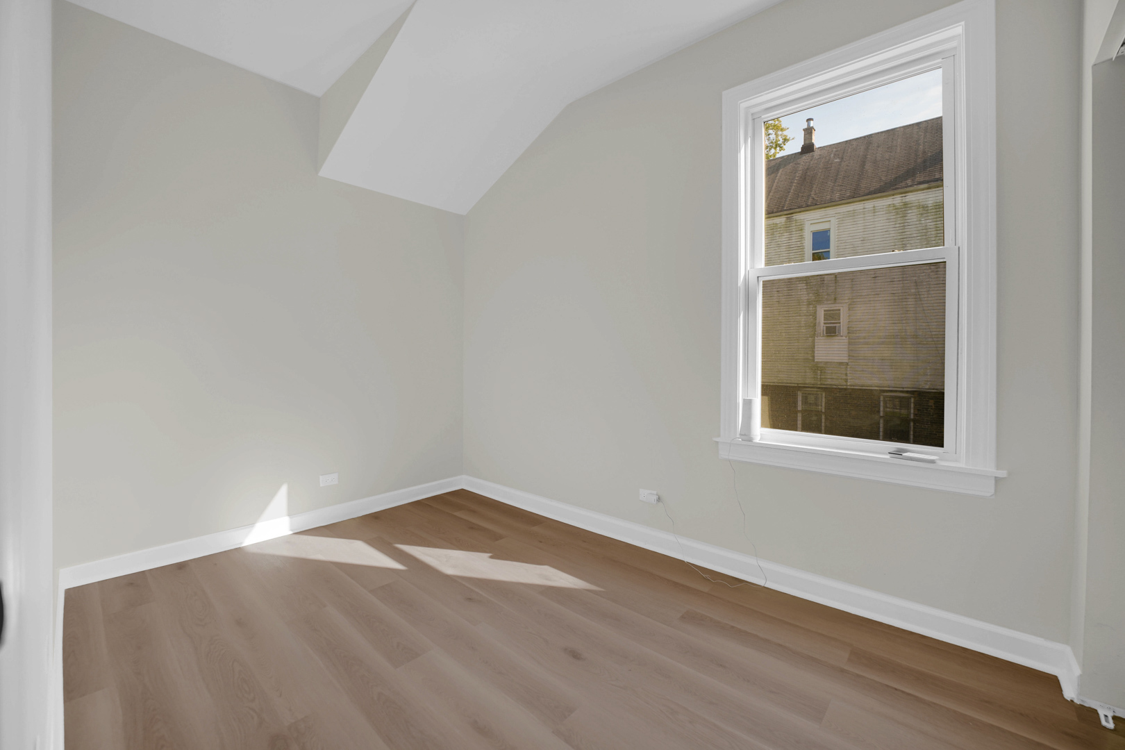 5230 S Loomis Boulevard, Chicago, IL 60609