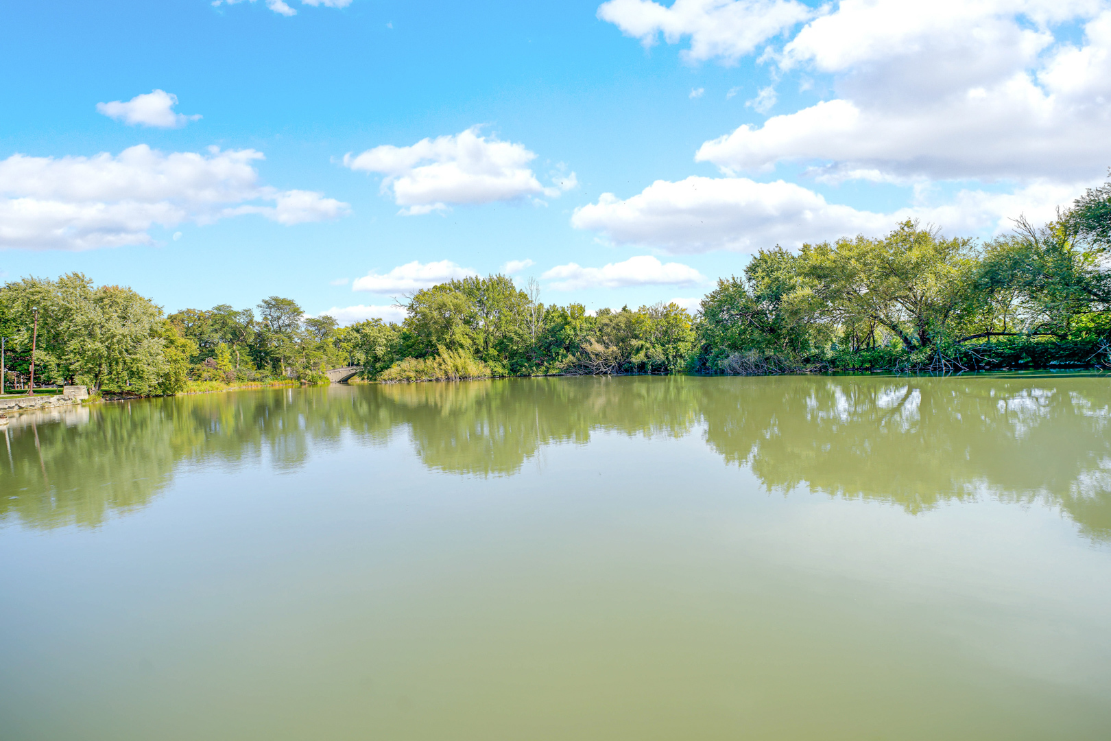 5230 S Loomis Boulevard, Chicago, IL 60609