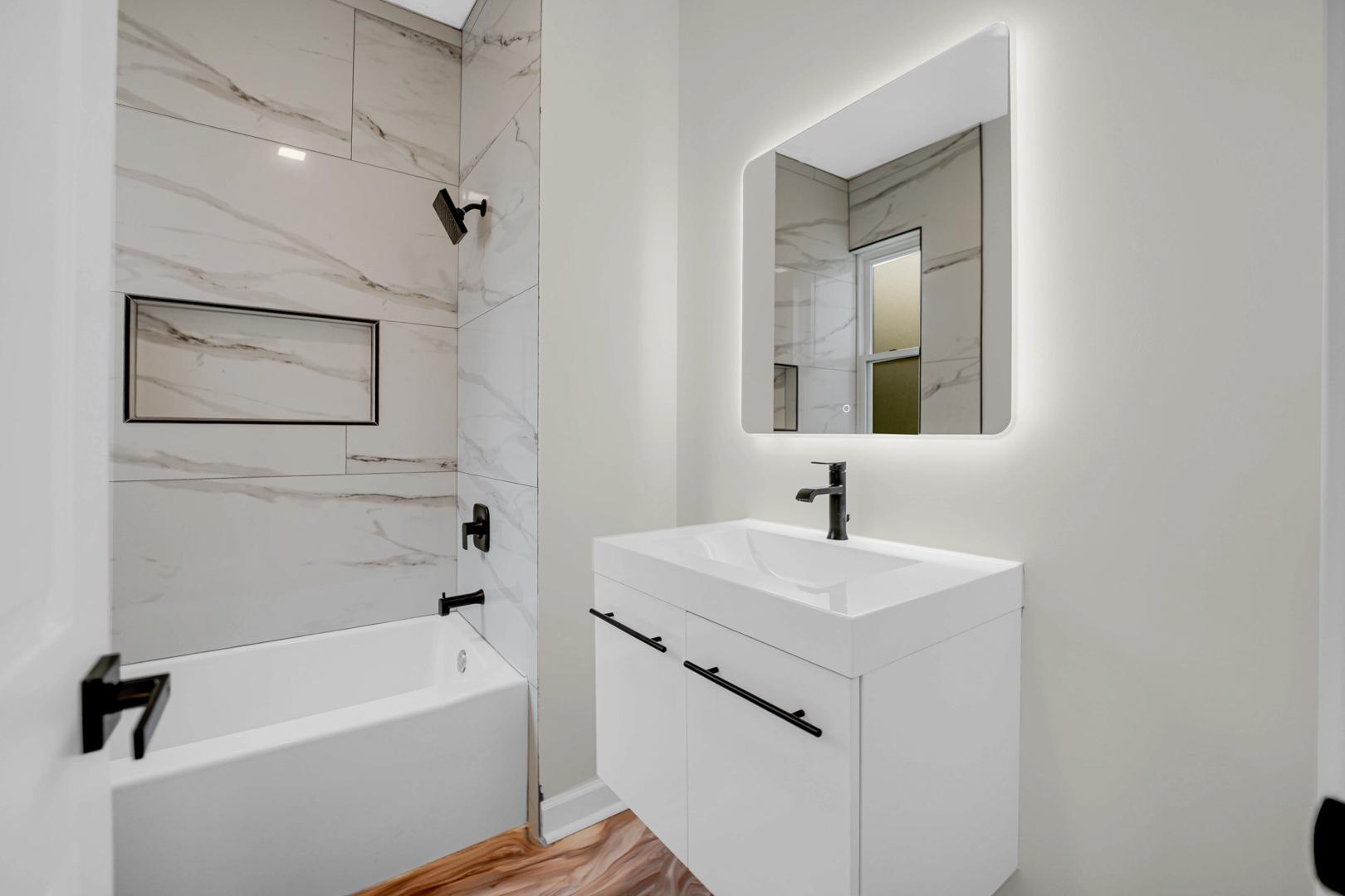 5230 S Loomis Boulevard, Chicago, IL 60609