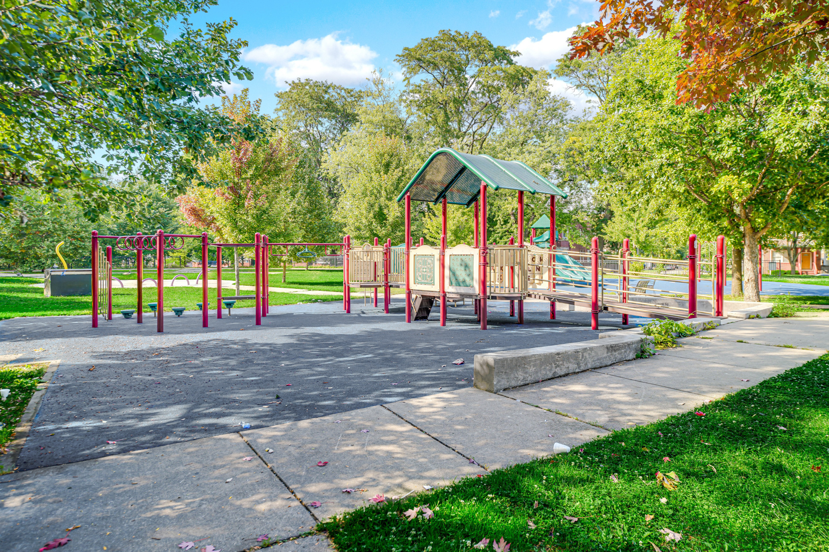 5230 S Loomis Boulevard, Chicago, IL 60609