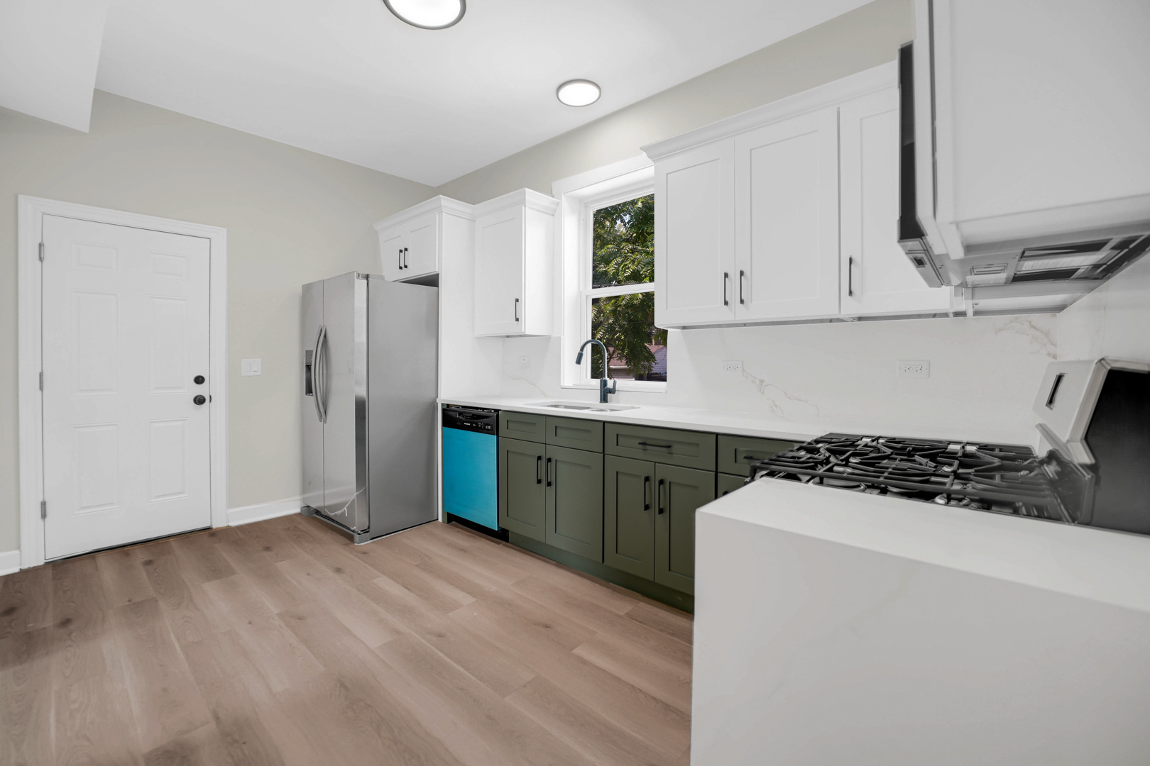5230 S Loomis Boulevard, Chicago, IL 60609