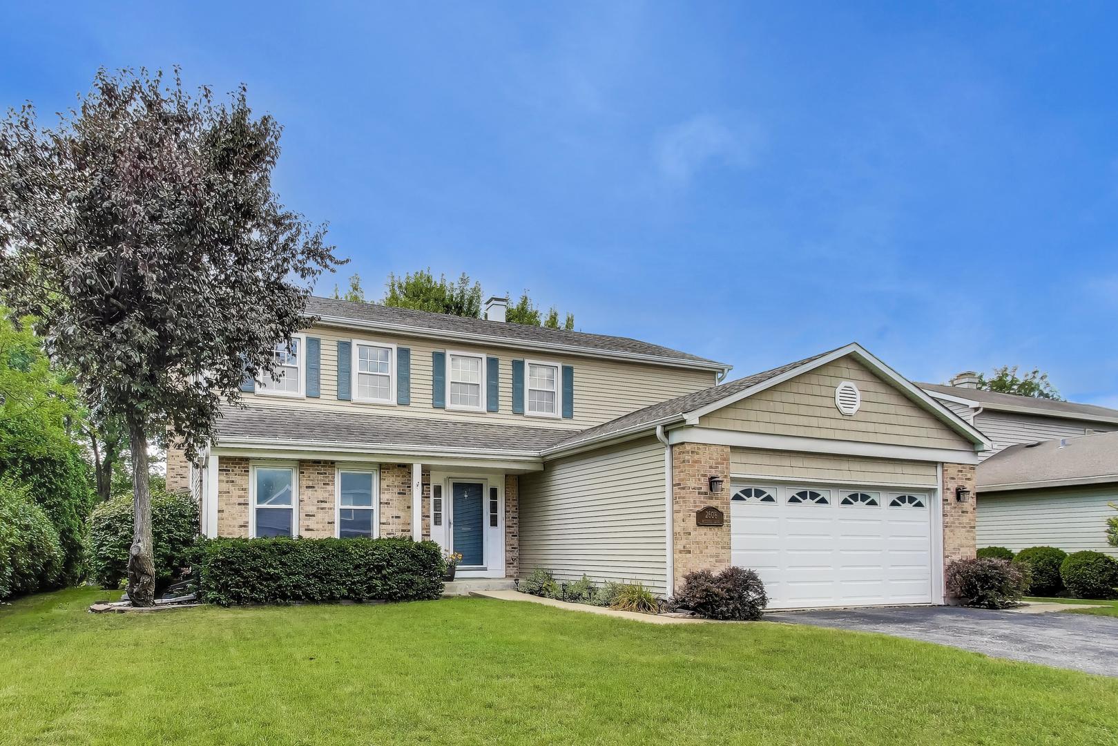 2608 N Wilshire Lane, Arlington Heights, IL 60004