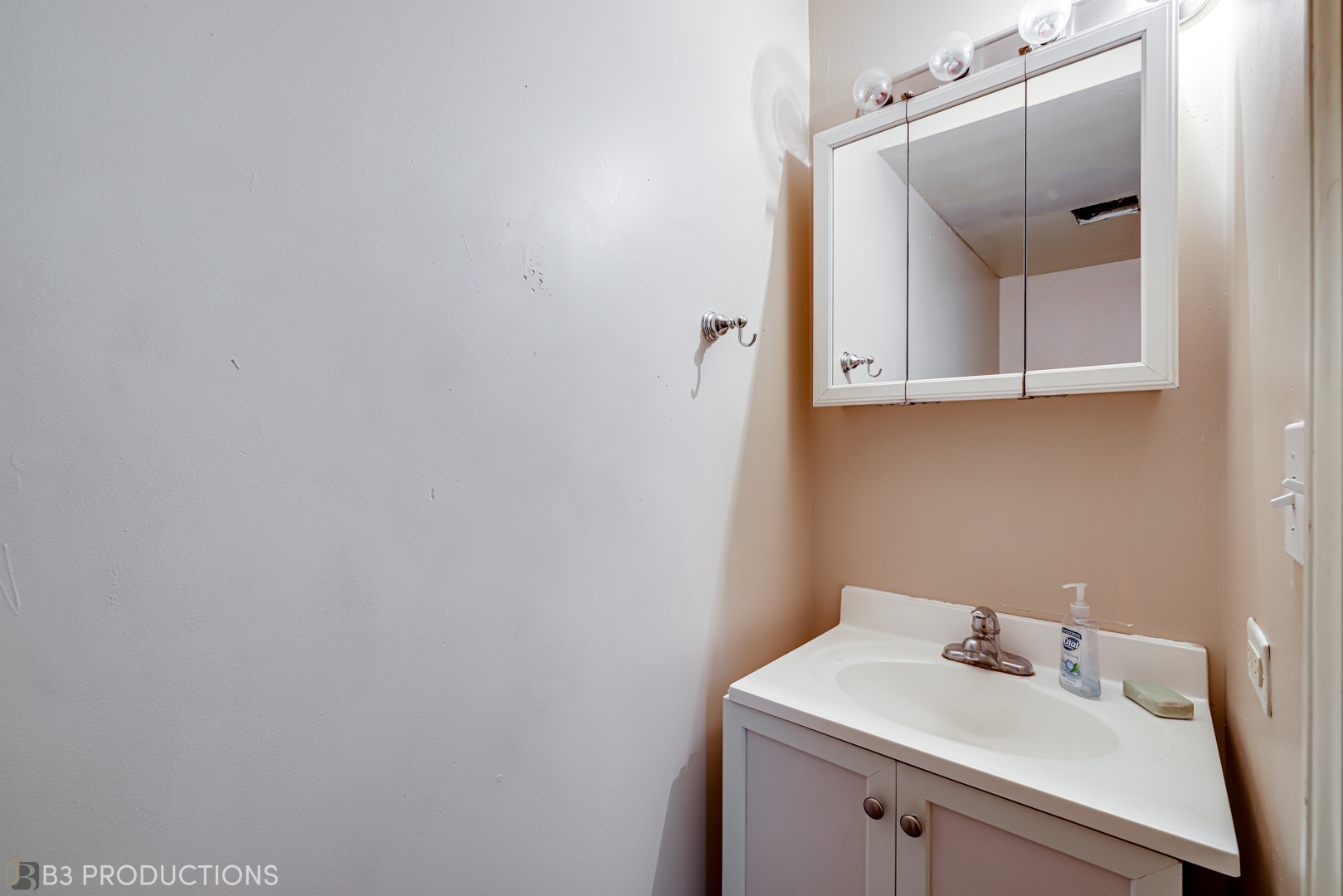 21736 Carol Avenue #NONE, Sauk Village, IL 60411
