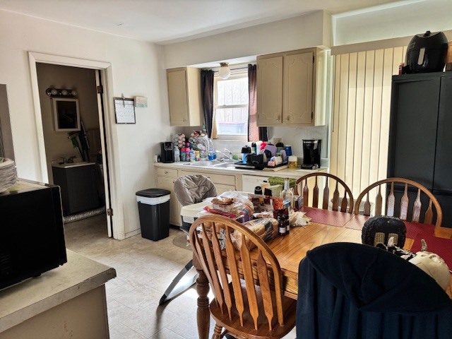 11-13 W Anchor Road, Oswego, IL 60543