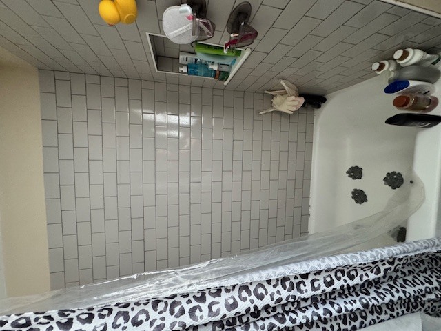 11-13 W Anchor Road, Oswego, IL 60543