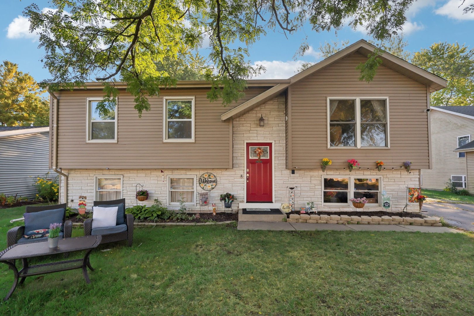 37255 N Lake Shore Drive, Lake Villa, IL 60046