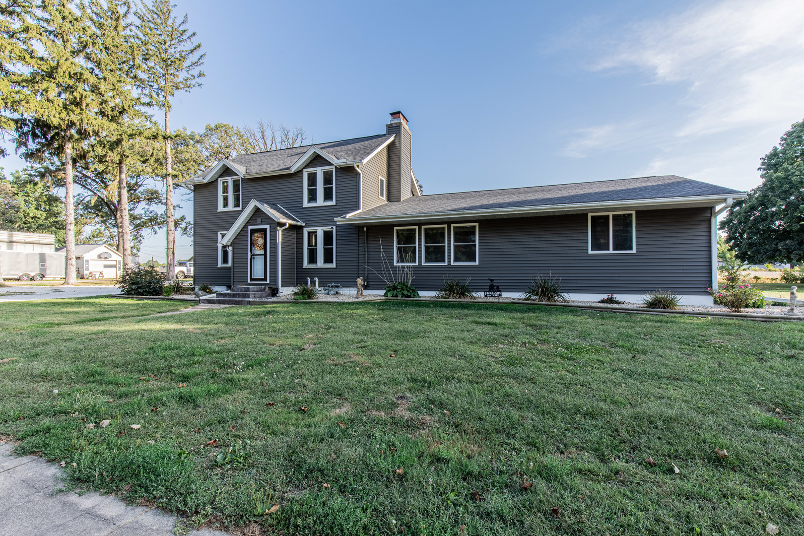 425 E Main Street, Wyanet, IL 61379