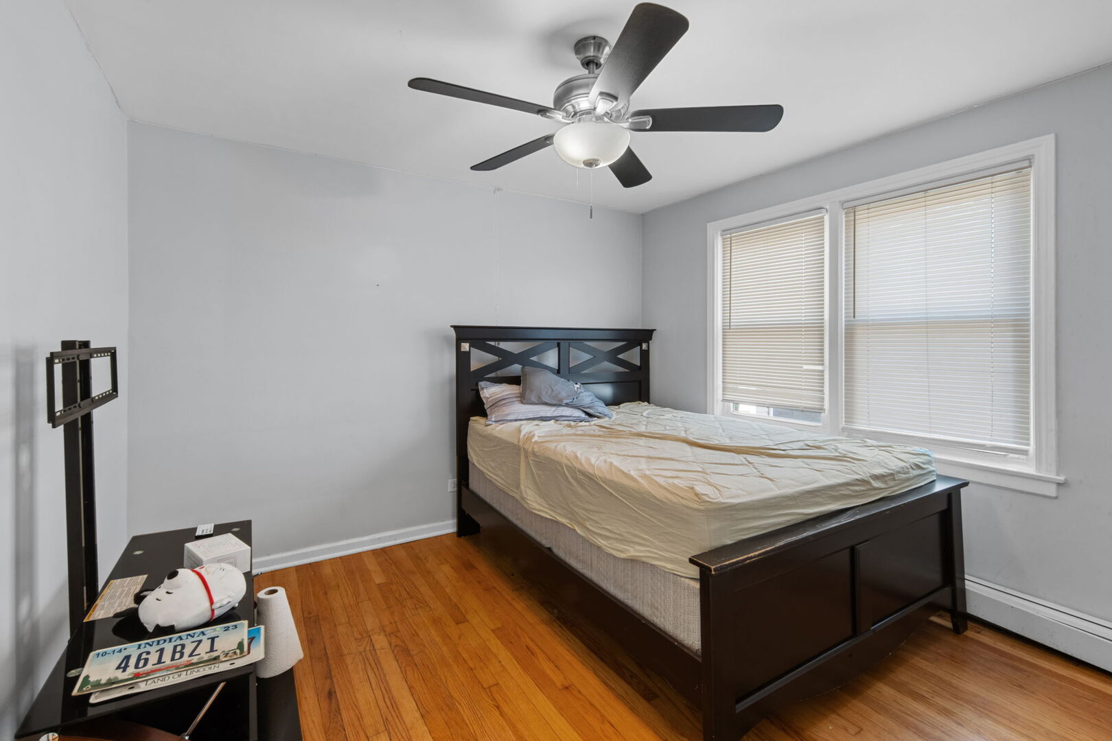 8556 S Yates Boulevard, Chicago, IL 60617