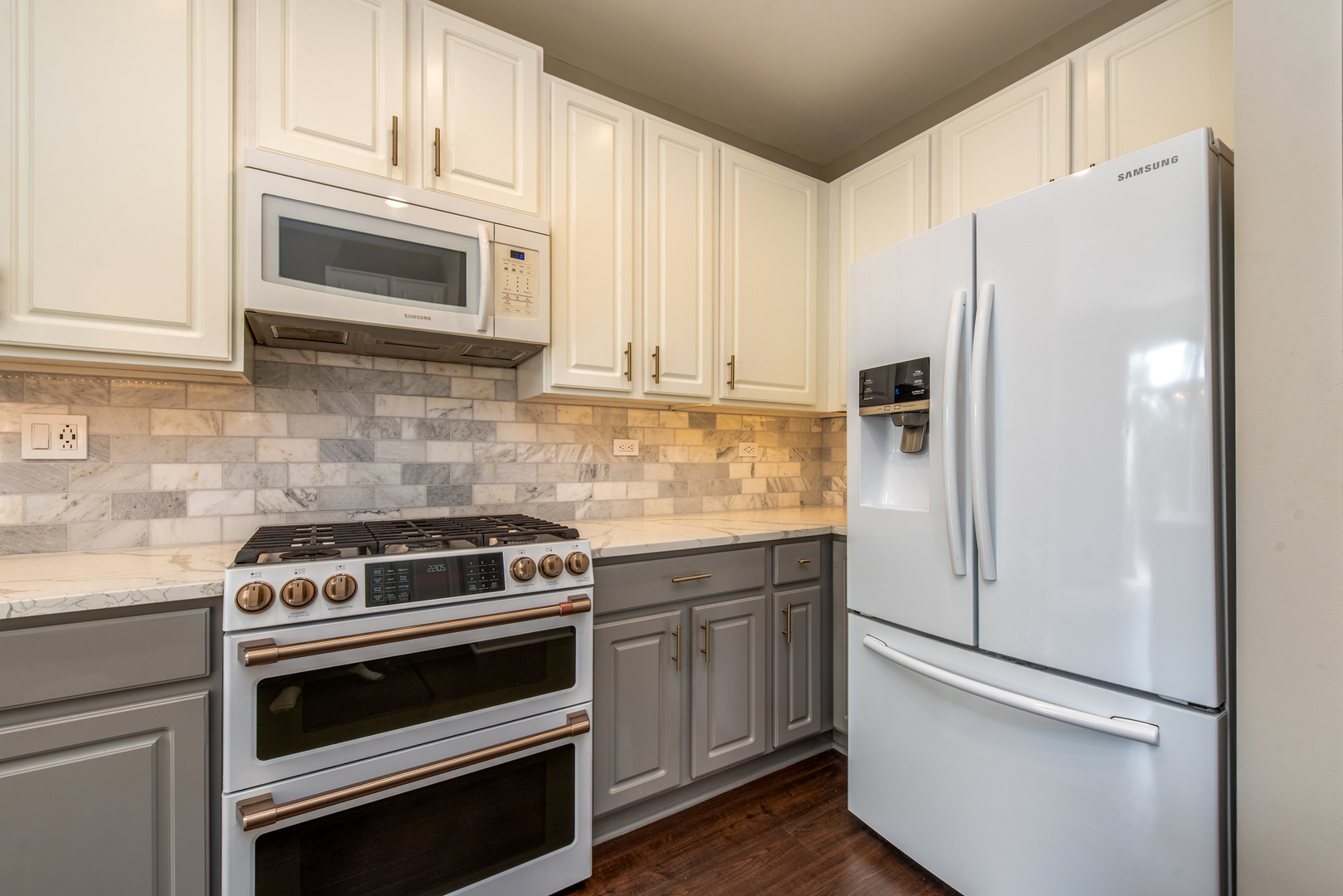 1239 Spaulding Road, Bartlett, IL 60103
