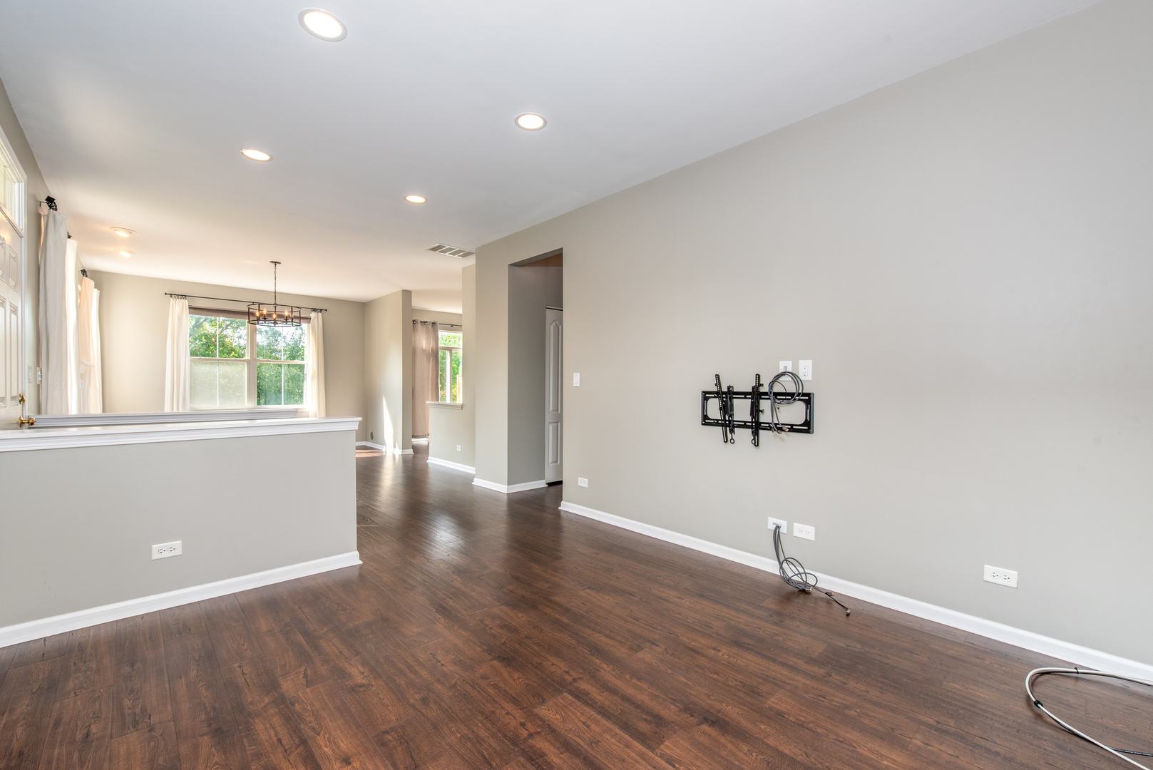 1239 Spaulding Road, Bartlett, IL 60103