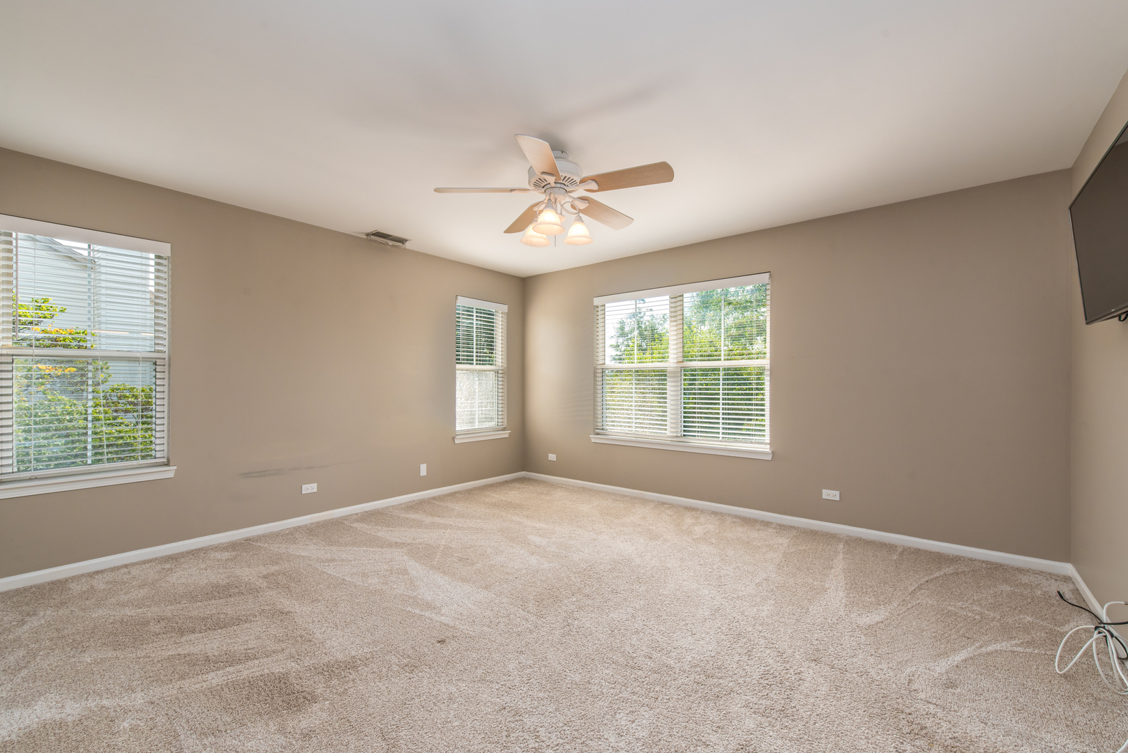 1239 Spaulding Road, Bartlett, IL 60103
