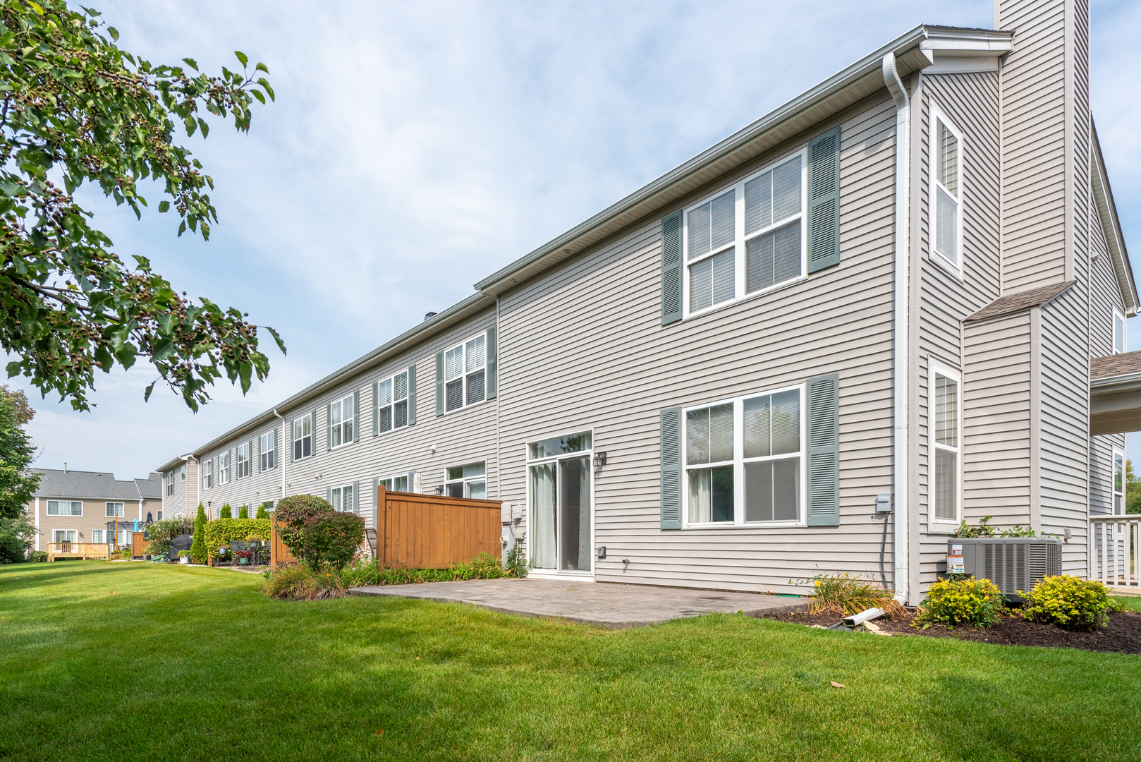 1239 Spaulding Road, Bartlett, IL 60103