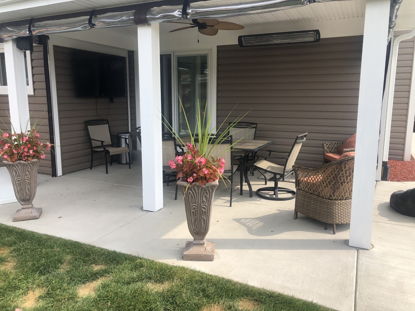 8025 W Giddings Street, Norridge, IL 60706