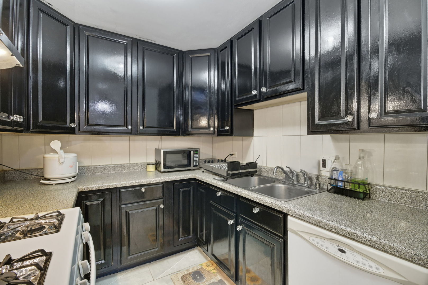 1111 Bloomingdale Road #1A, Glendale Heights, IL 60139
