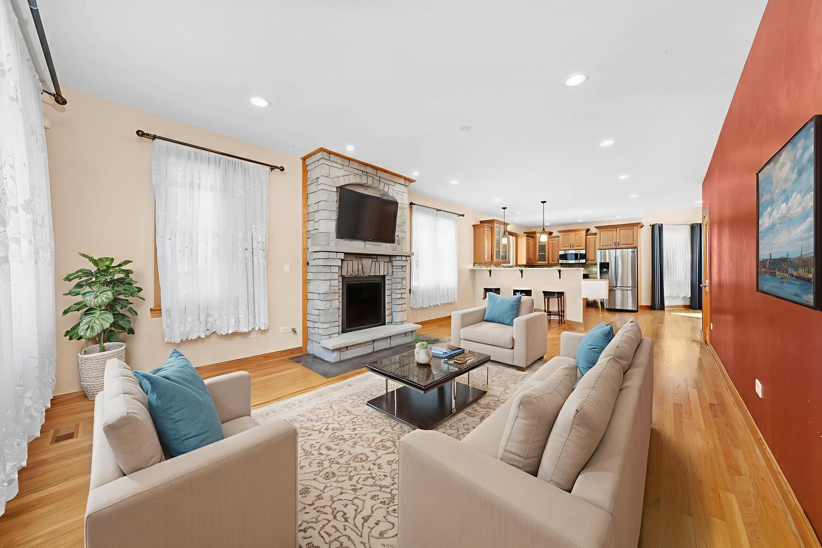 8803 Austin Avenue, Oak Lawn, IL 60453