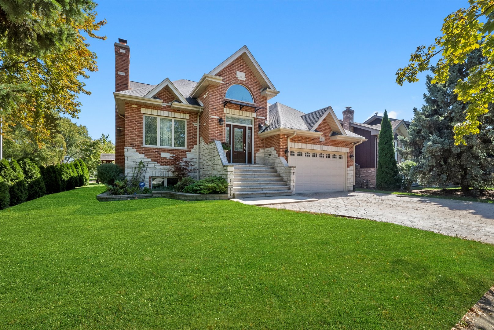 8803 Austin Avenue, Oak Lawn, IL 60453