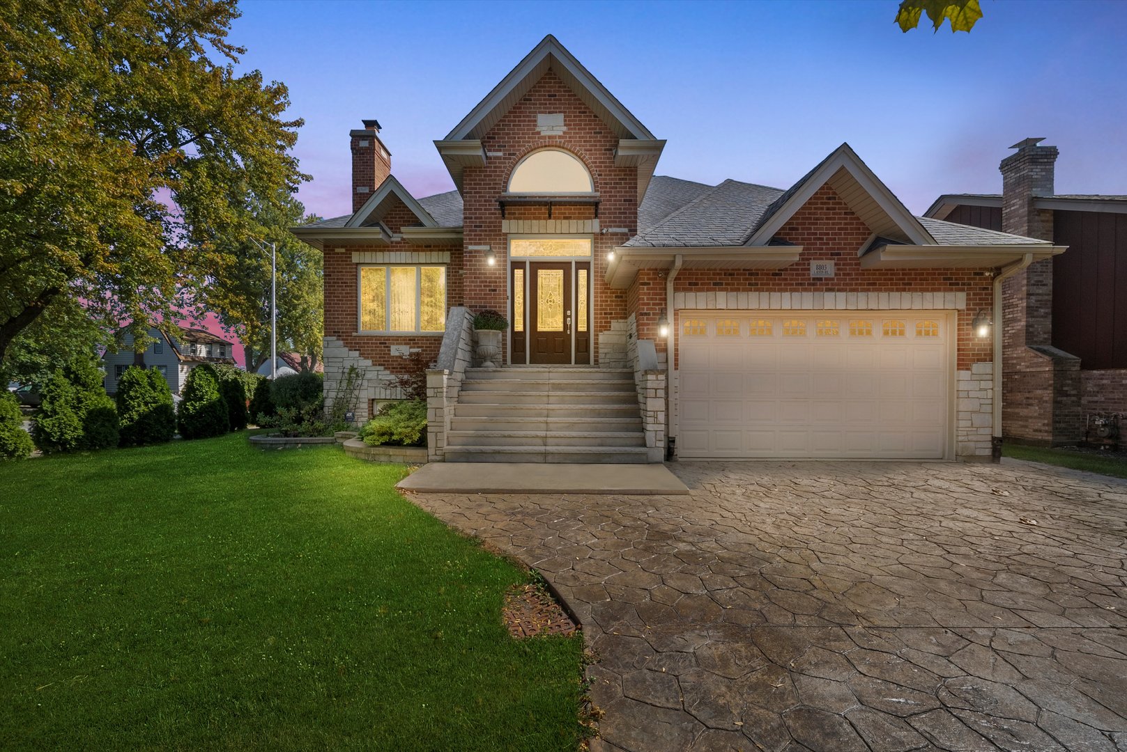 8803 Austin Avenue, Oak Lawn, IL 60453
