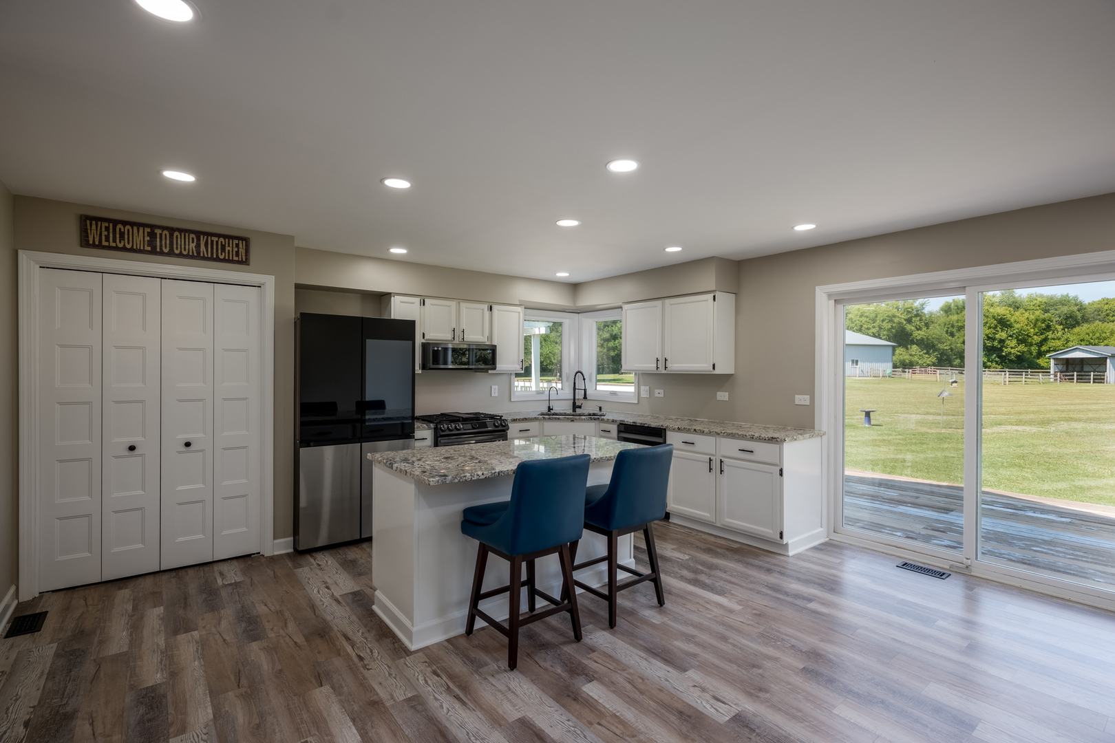 6805 Johnsburg Road, Spring Grove, IL 60081