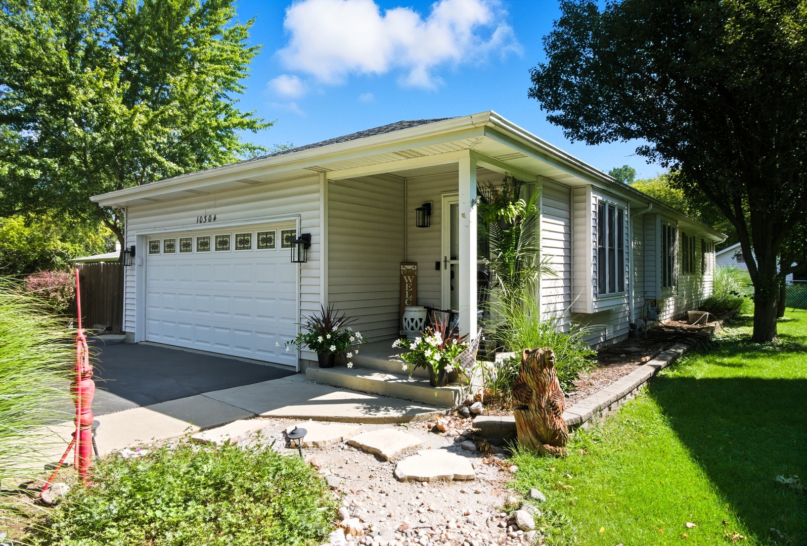10304 Wilmette Avenue, Algonquin, IL 60102