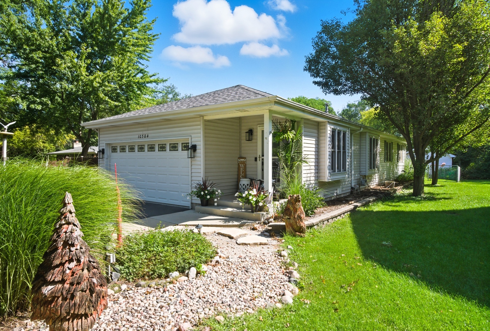 10304 Wilmette Avenue, Algonquin, IL 60102