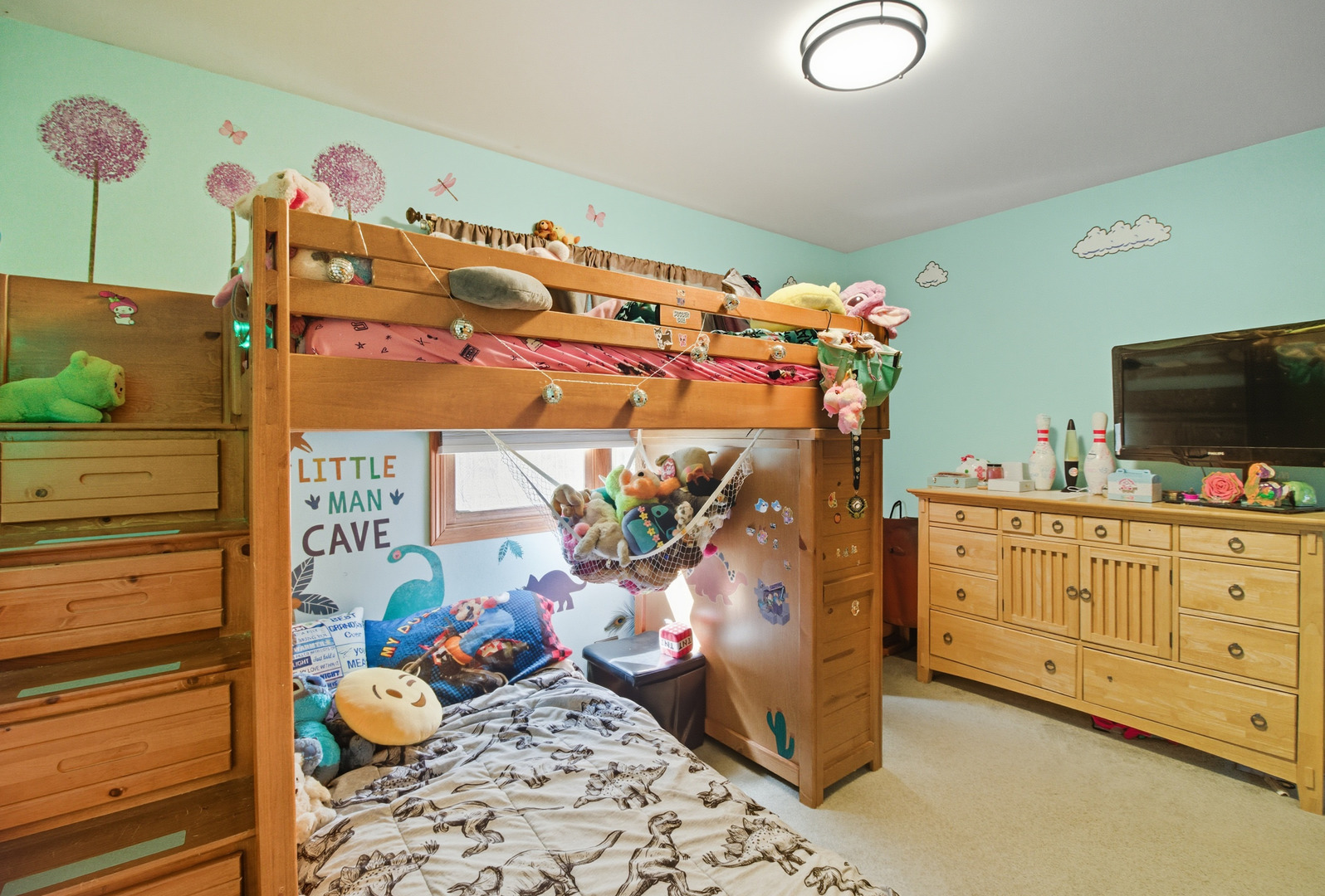 10304 Wilmette Avenue, Algonquin, IL 60102