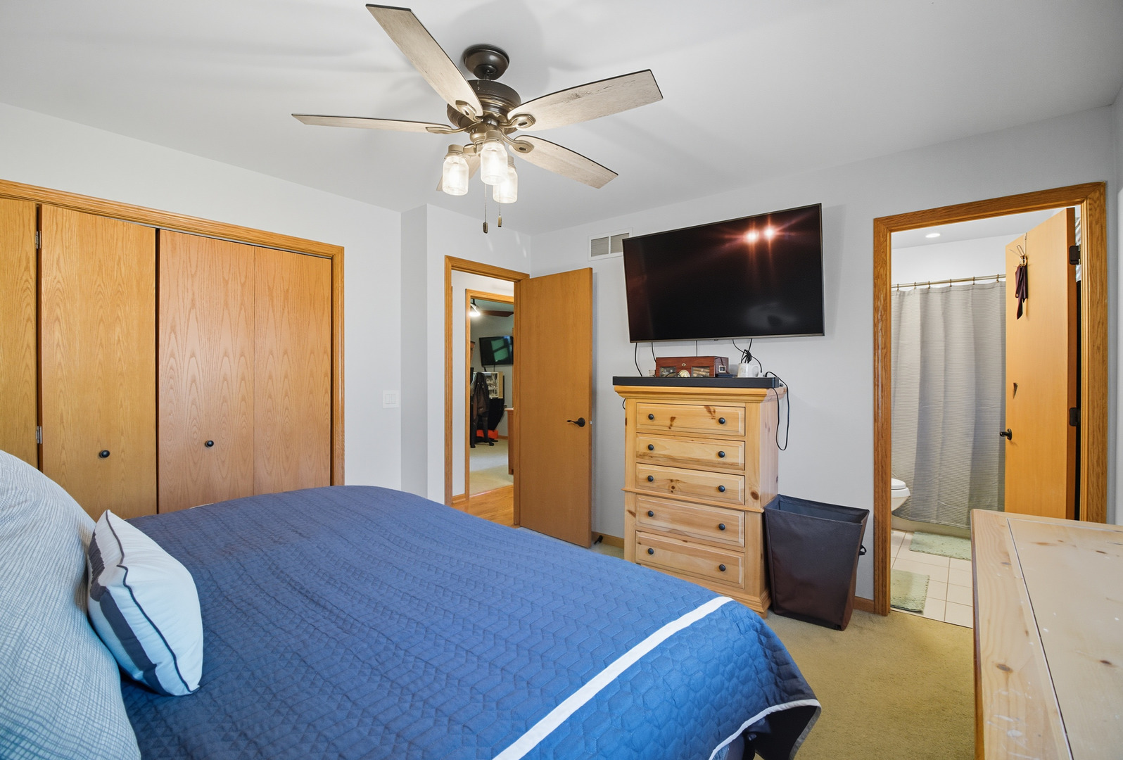10304 Wilmette Avenue, Algonquin, IL 60102