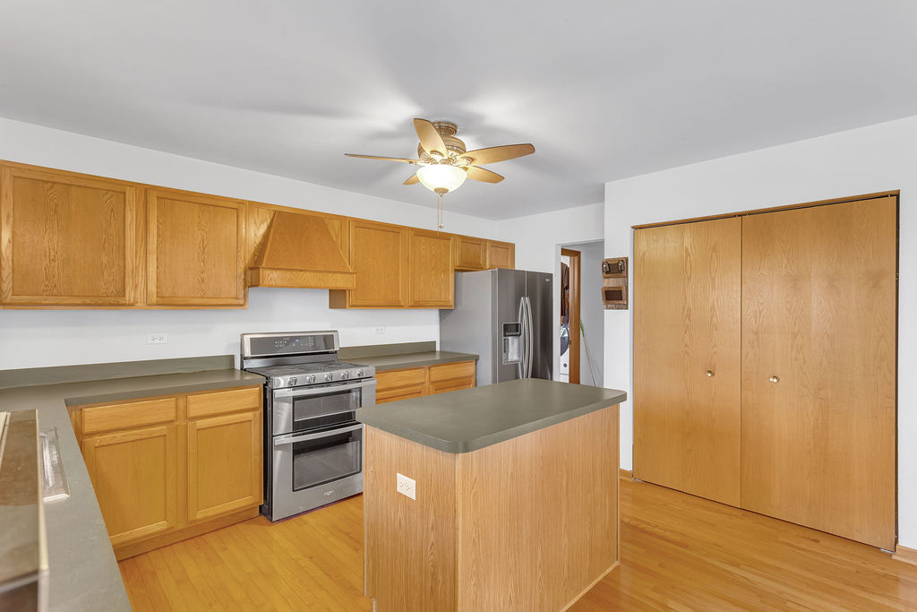 25226 S MALLARD Drive, Channahon, IL 60410