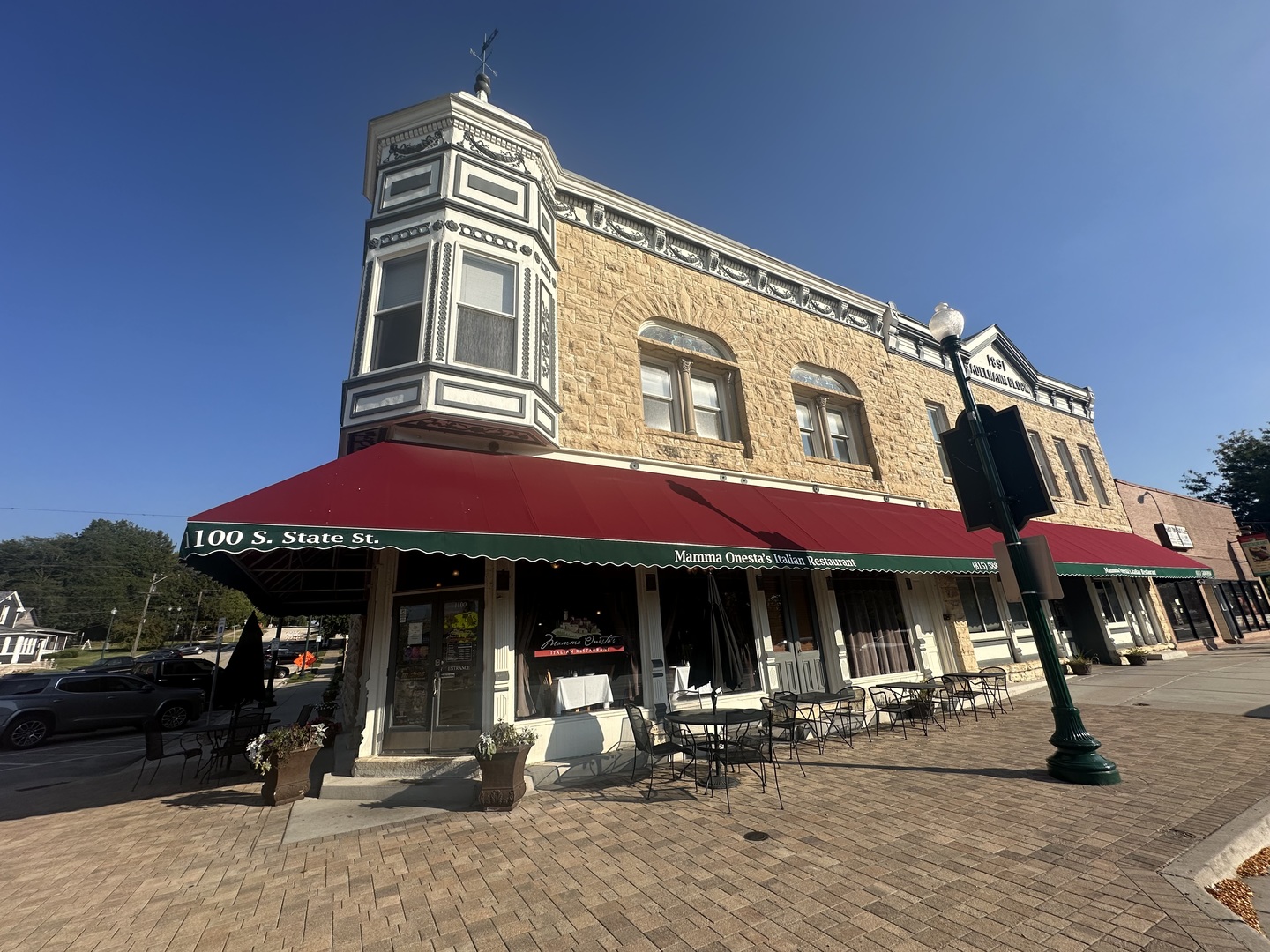 105 E 11th Street #2, Lockport, IL 60441